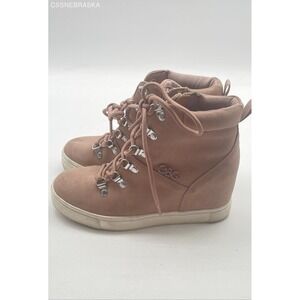 GBG Los Angeles Pink lined lace up winter boots‎ - Size 8